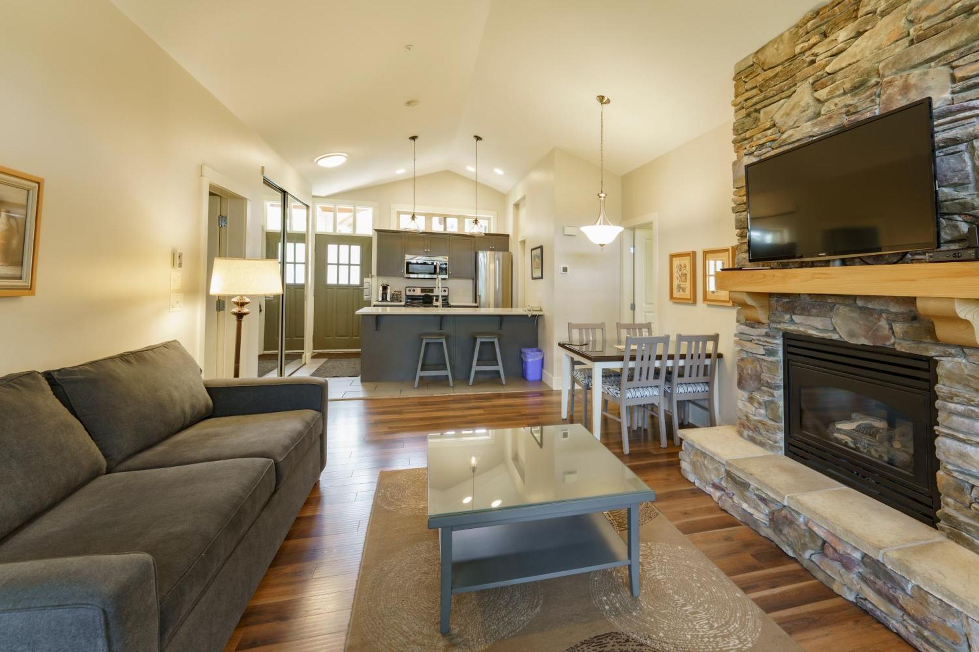 Predator Ridge Resort Vernon Bagian luar foto