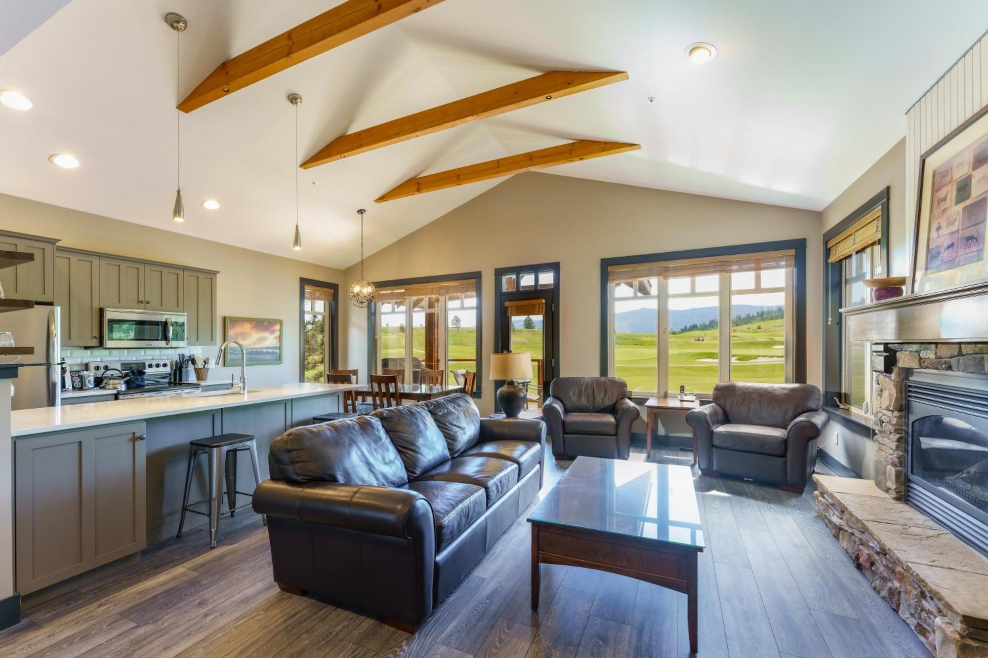 Predator Ridge Resort Vernon Bagian luar foto