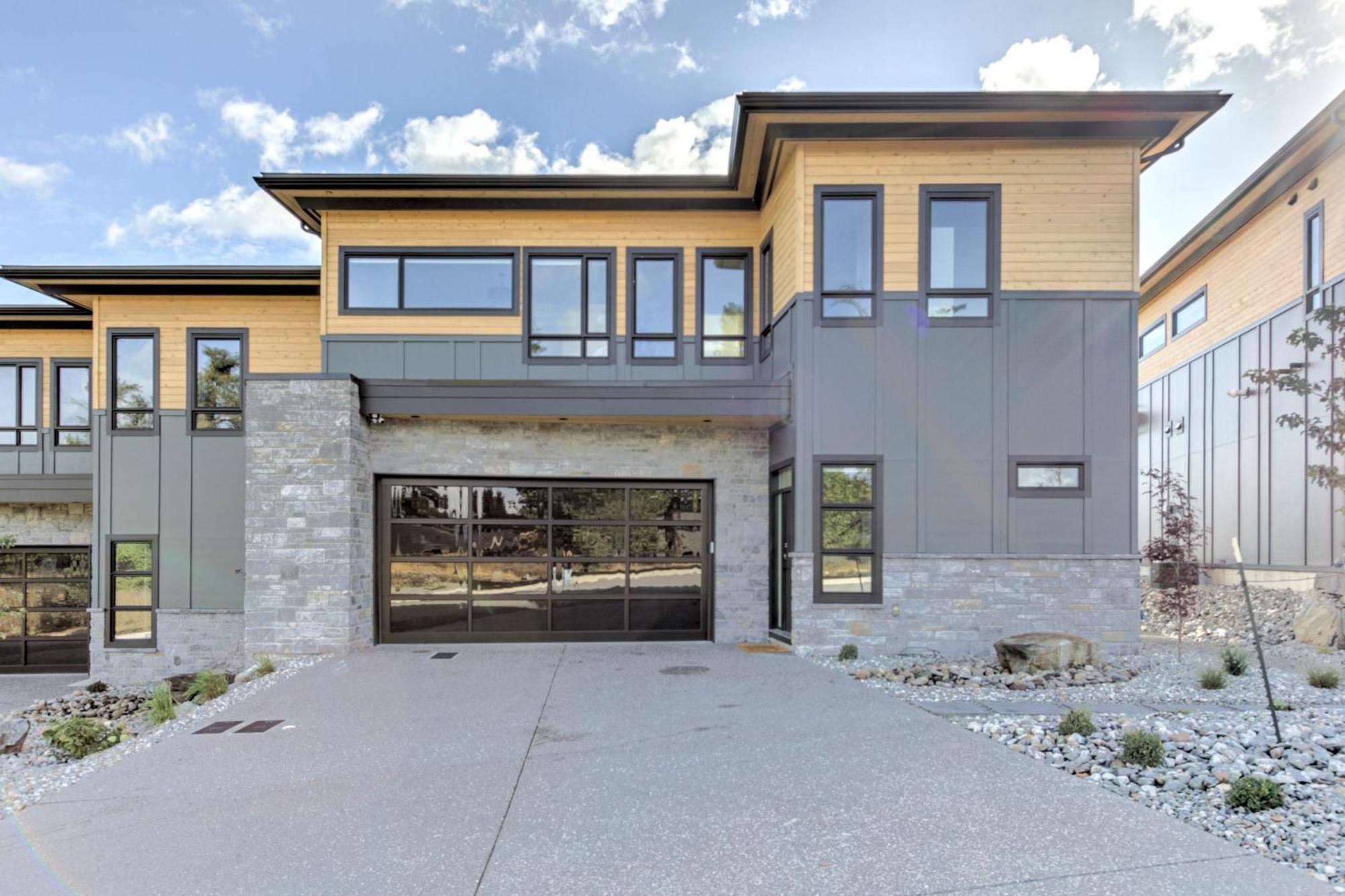 Predator Ridge Resort Vernon Bagian luar foto