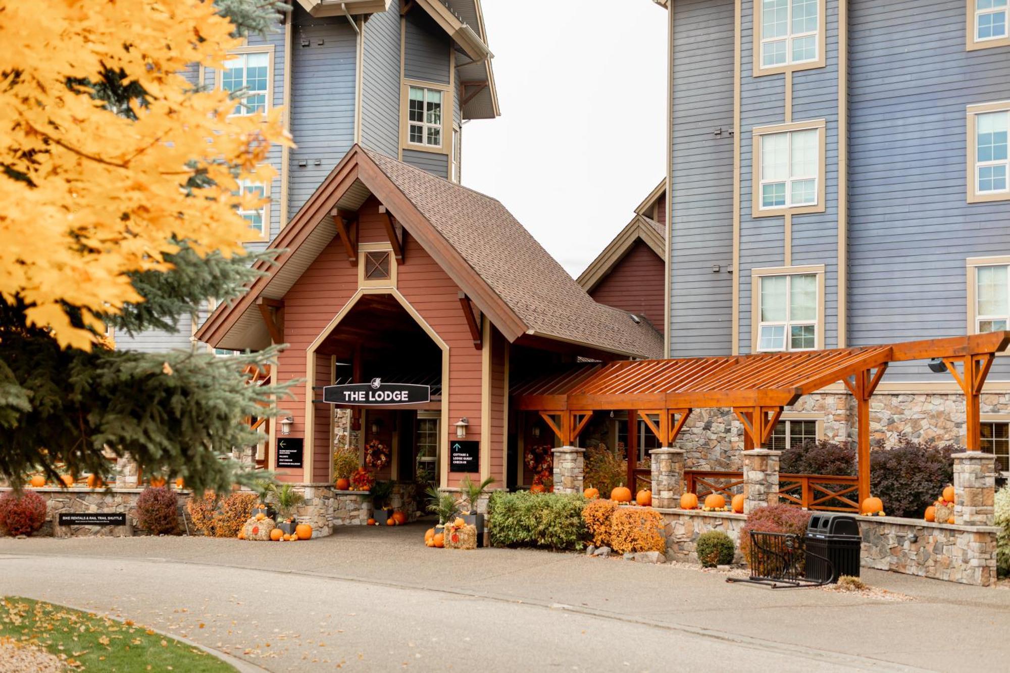 Predator Ridge Resort Vernon Bagian luar foto