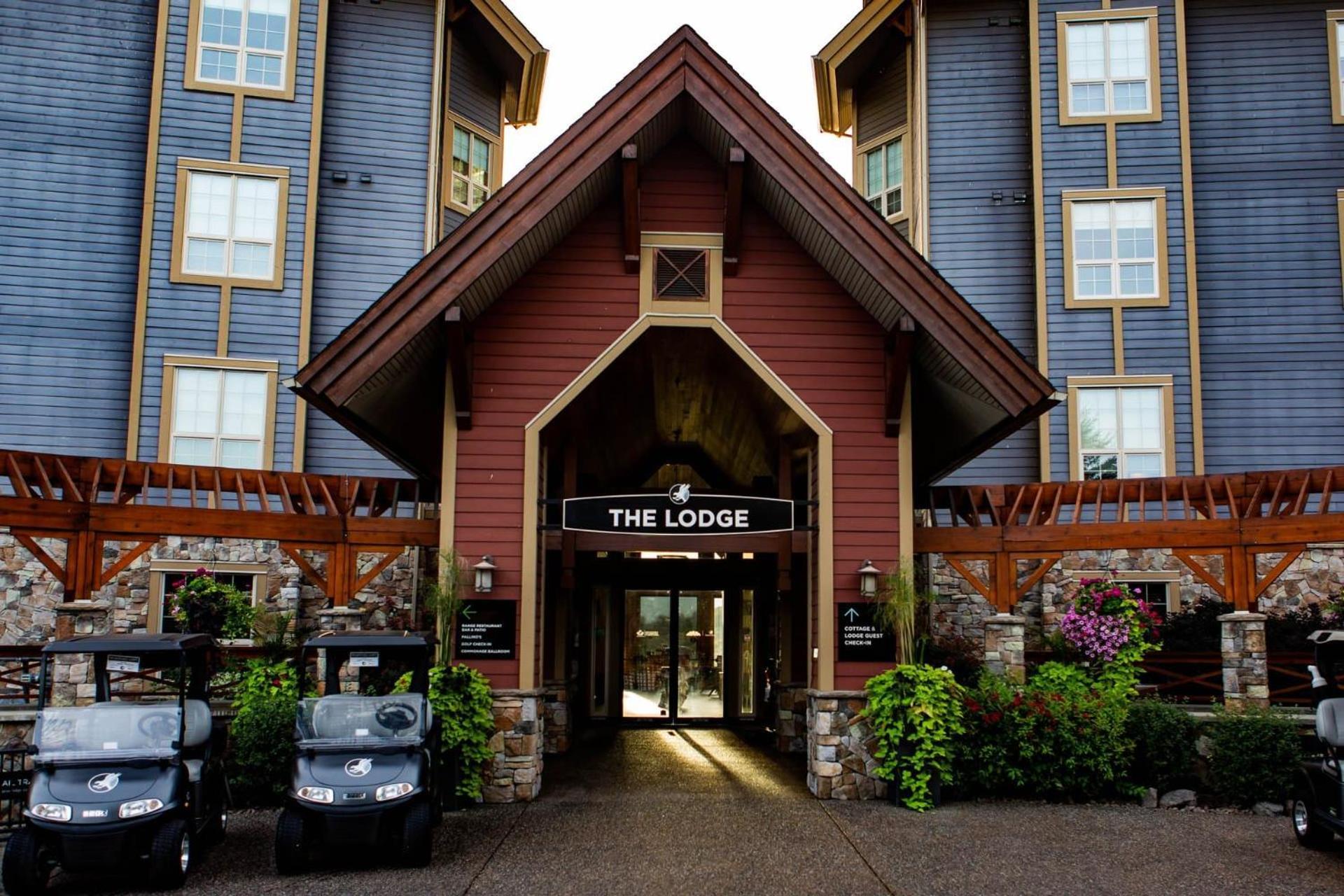 Predator Ridge Resort Vernon Bagian luar foto